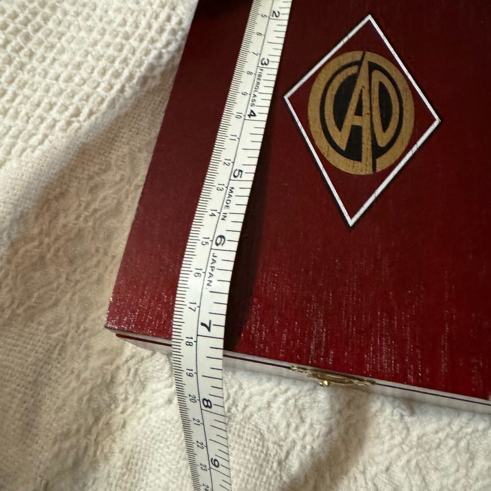 Cigar box